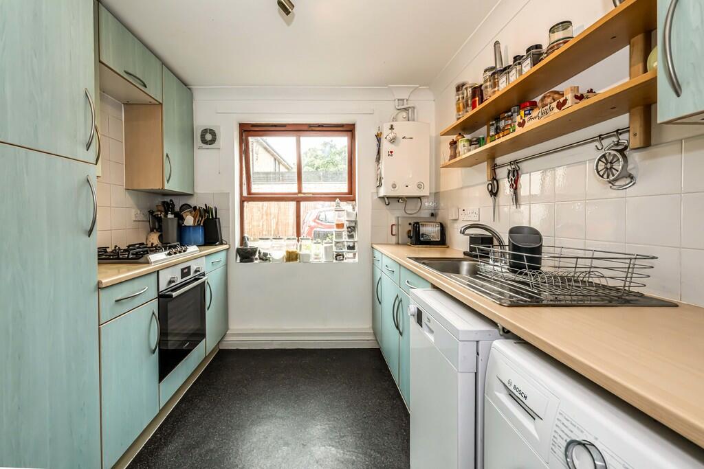 1-Louisa-Close (2...