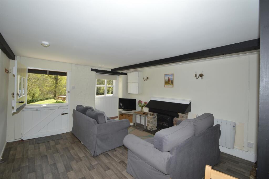 Kingfisher Living Room