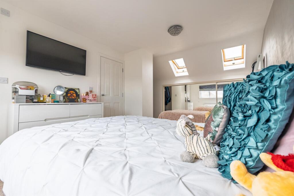 15 Claremount Way-6.jpg