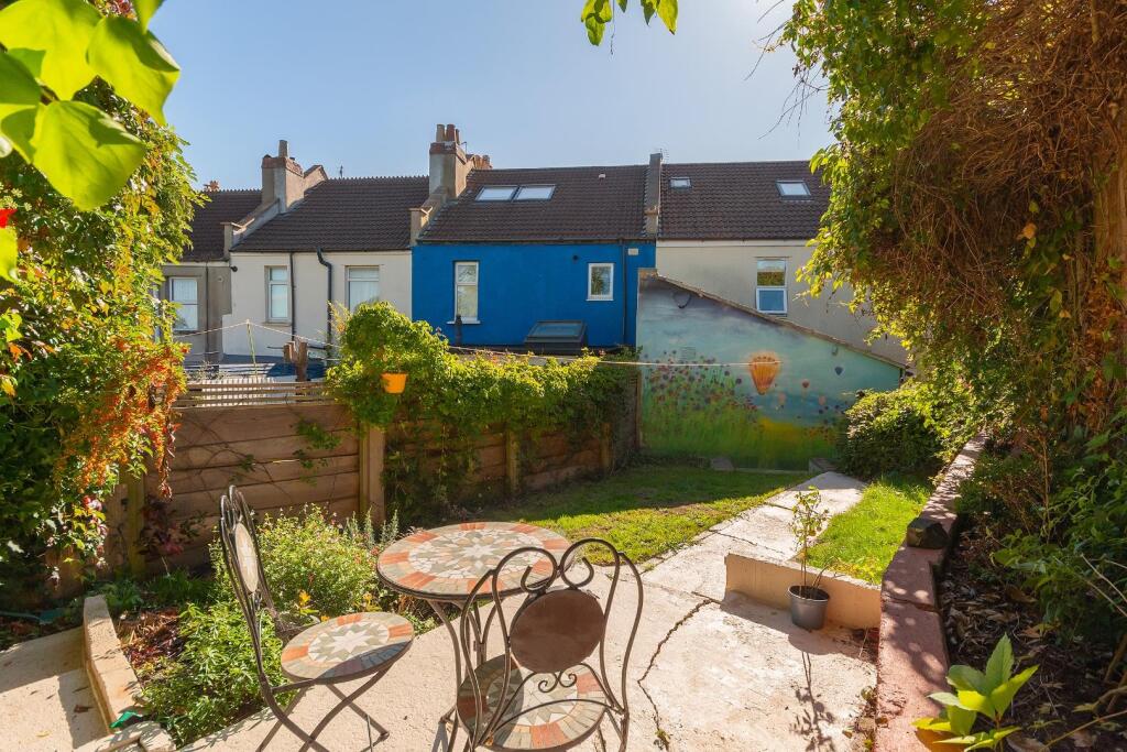 3S2LRHD - External A.jpg