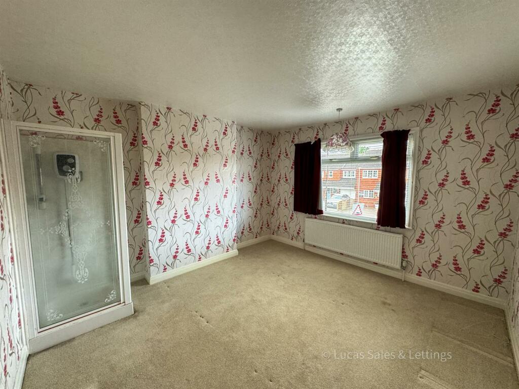 297 Bath Rd Kettering-13.jpg