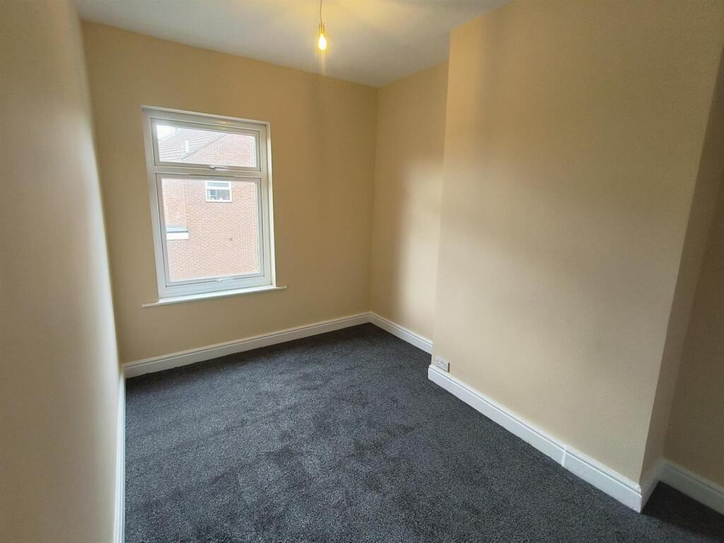 BEDROOM 3.jpg