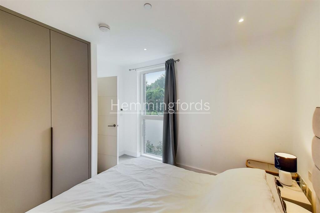 2_Bedroom-1.jpg