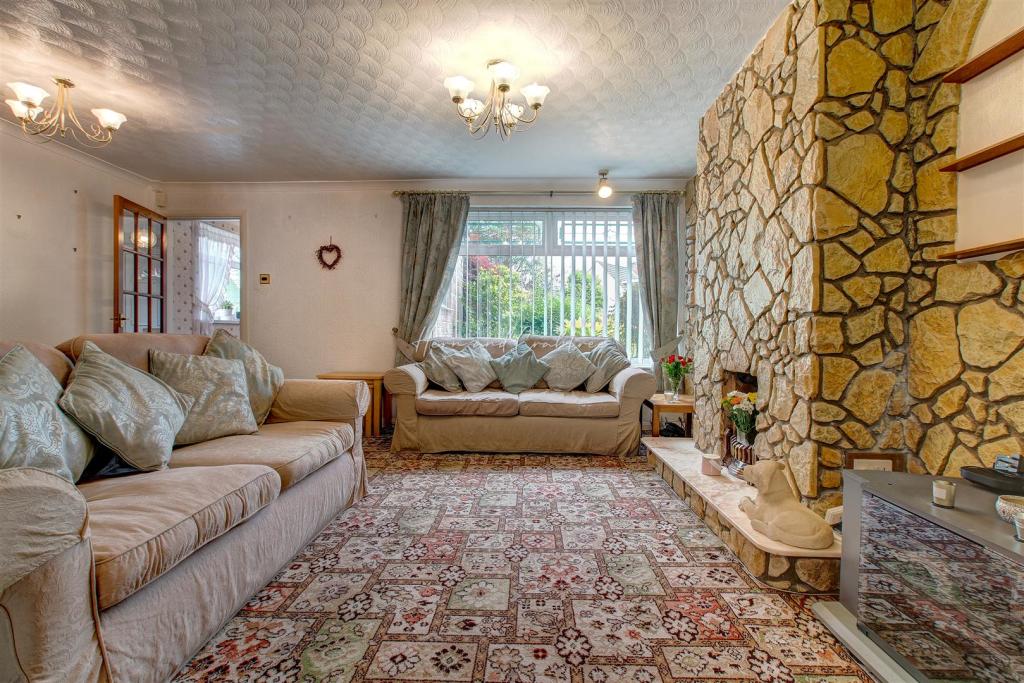 Roundwood, Penylan, HernCrabtree_ (8).jpg