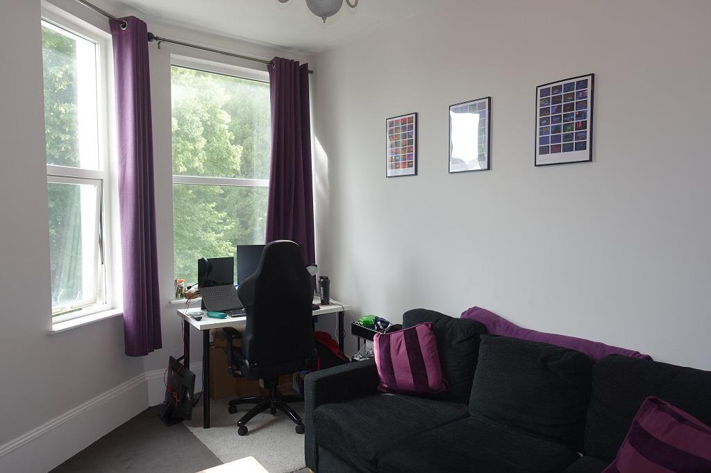 Lounge Dining Area