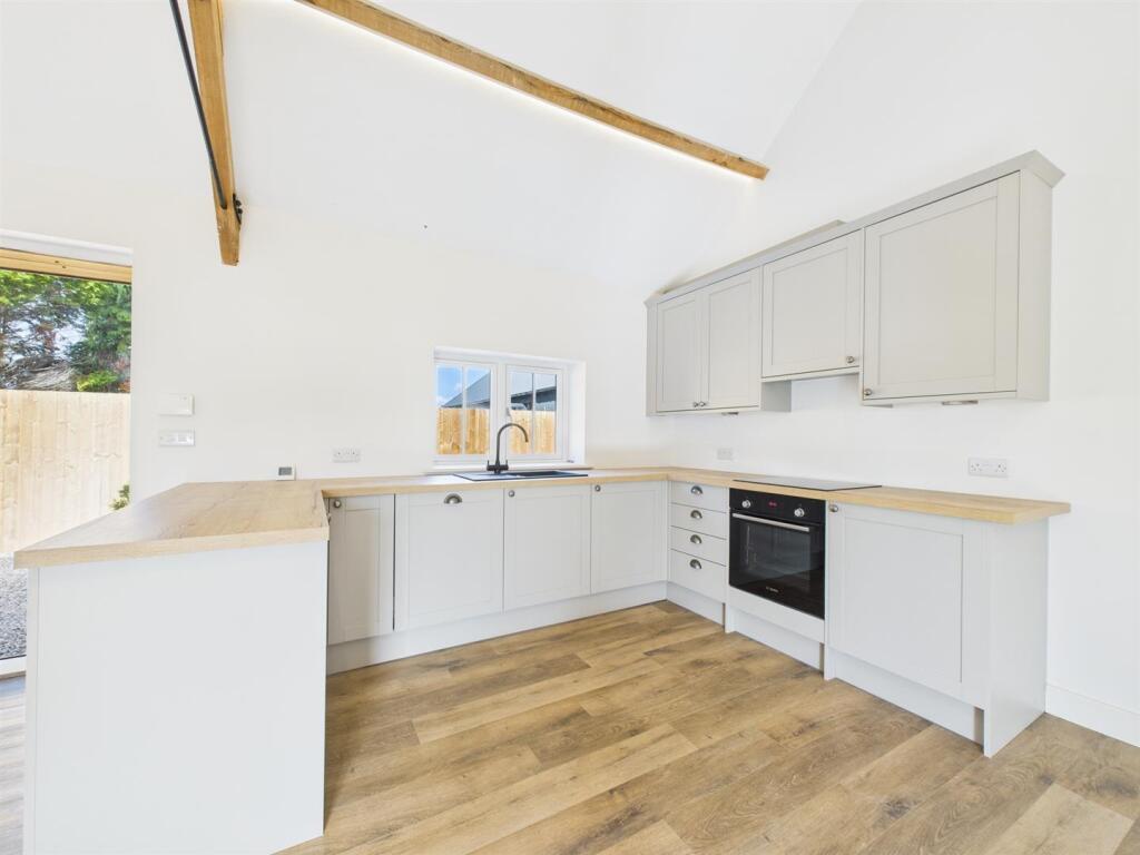 Fabulous Open Plan Living Kitchen