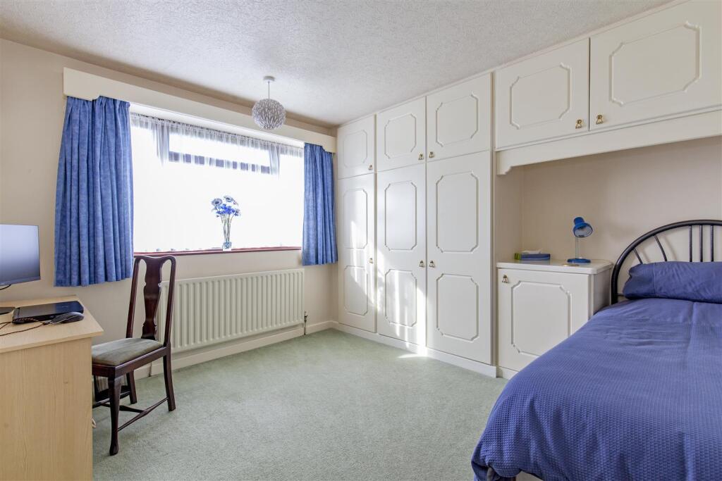 Bedroom 2-1.jpg