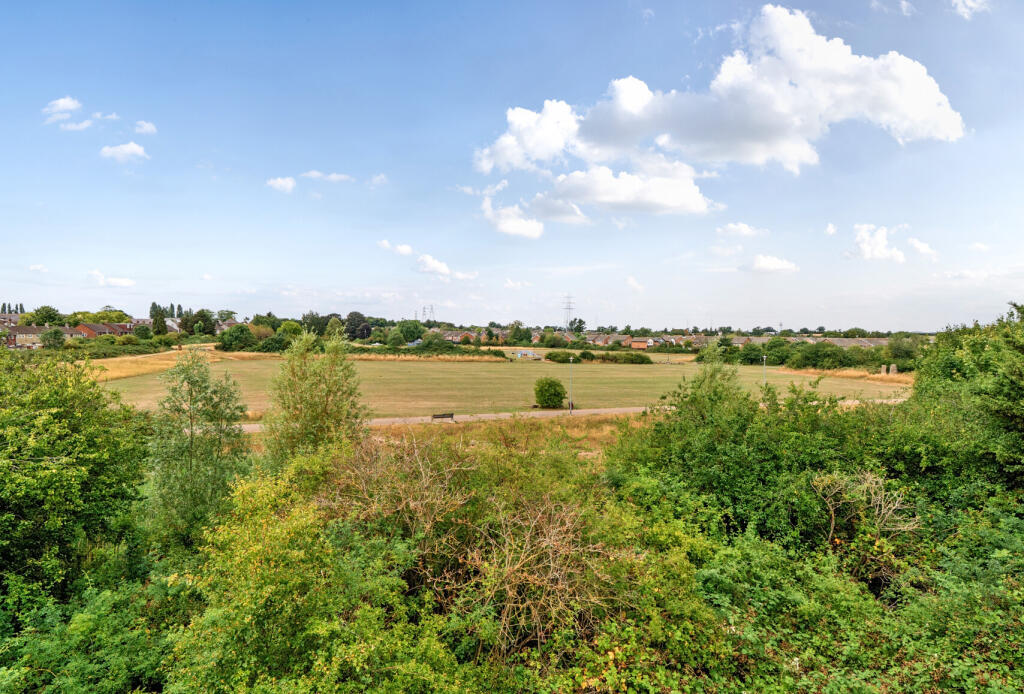 1324844-9-687a31c...