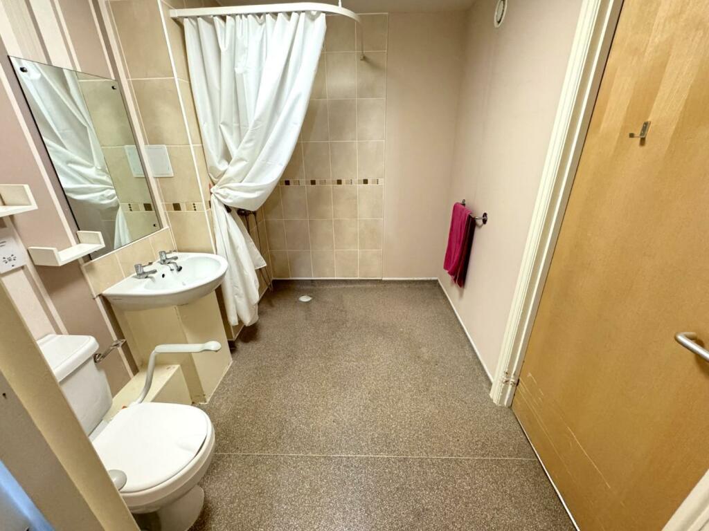 WET ROOM