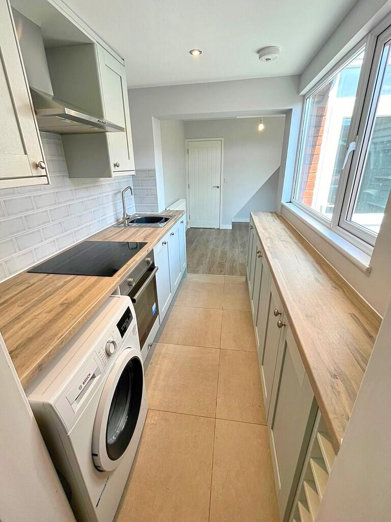 Kitchen from Lobb...