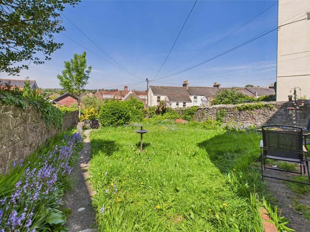 CAM03974G0-PR0130...