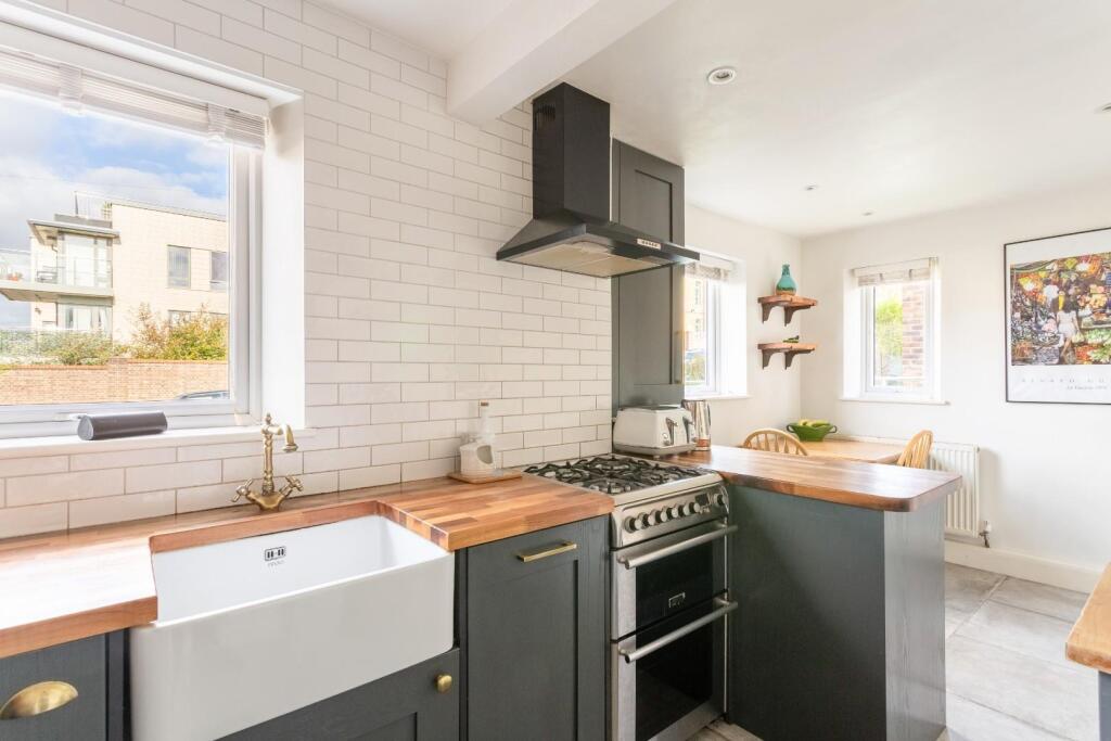 kitchen (4).jpg