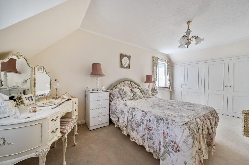 1320567-6-686ff62...