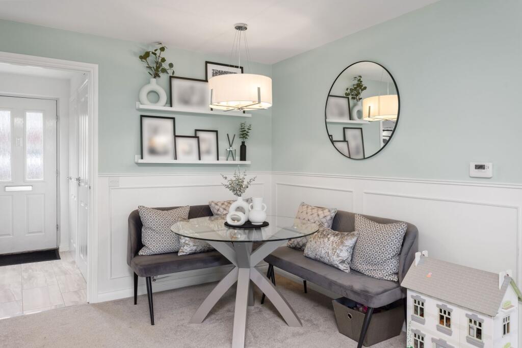 Lounge / Dining Room