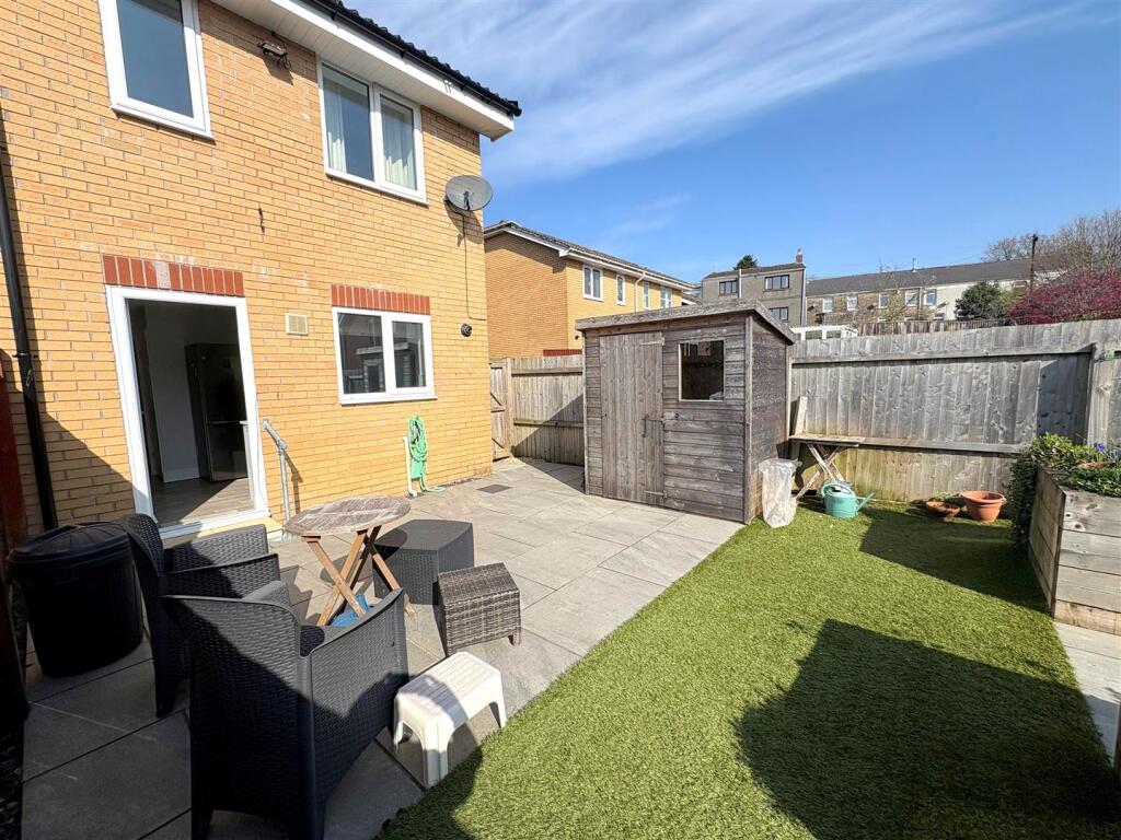 Rear Garden f.jpg