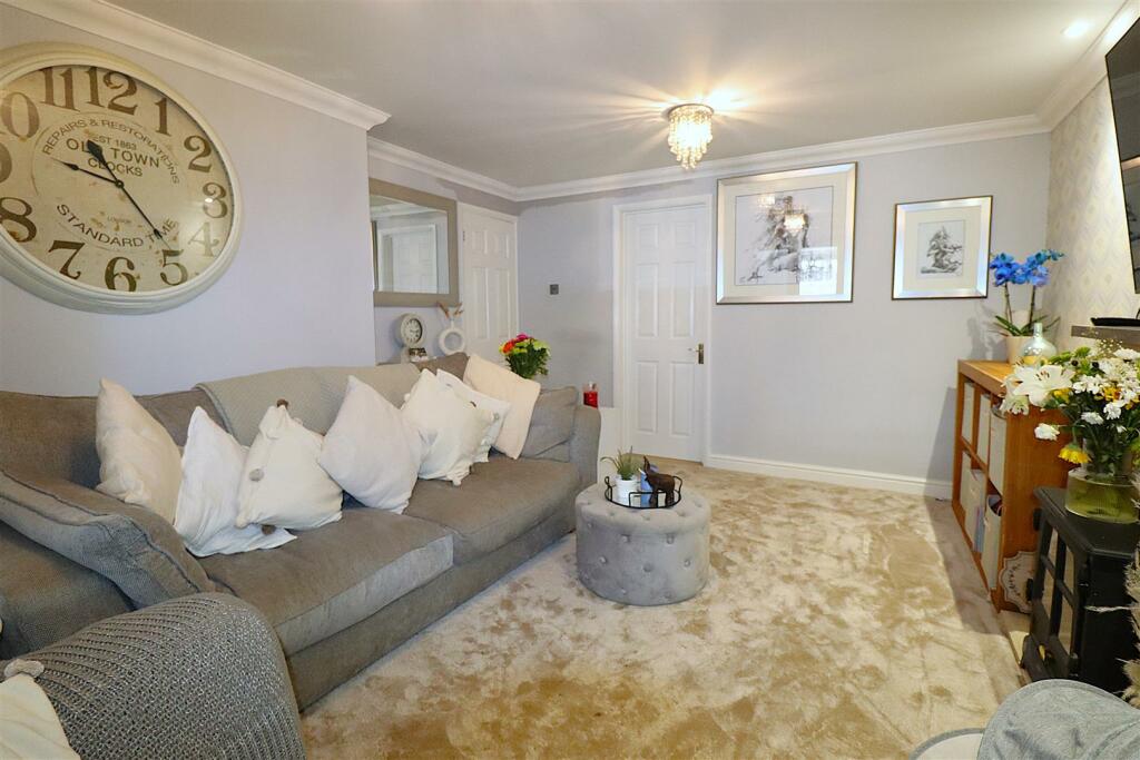 Sitting Room/Snug