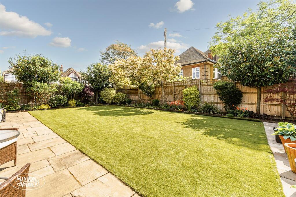 Dorincourt, Boston Gardens (14).jpg