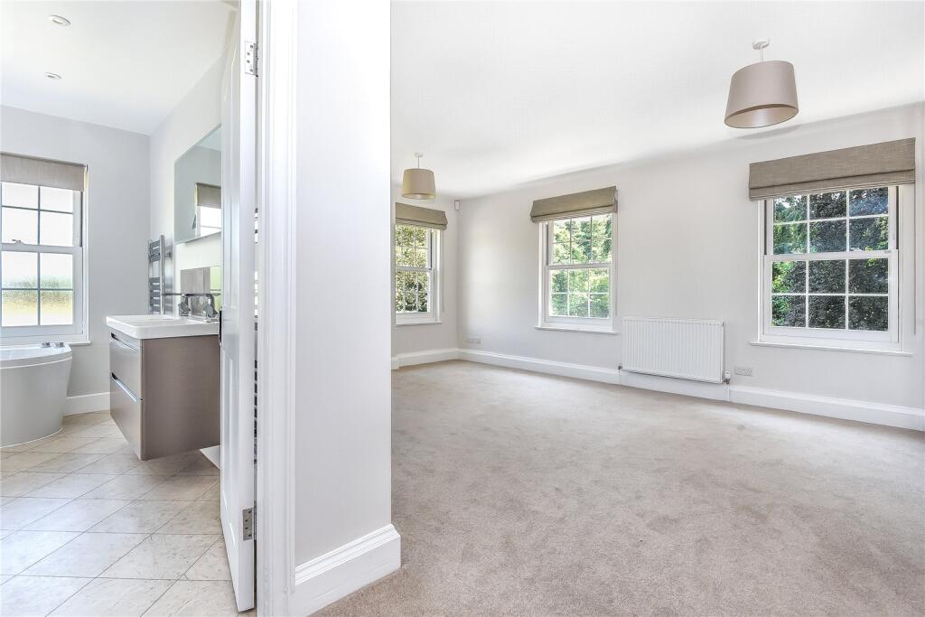 Principal Bedroom