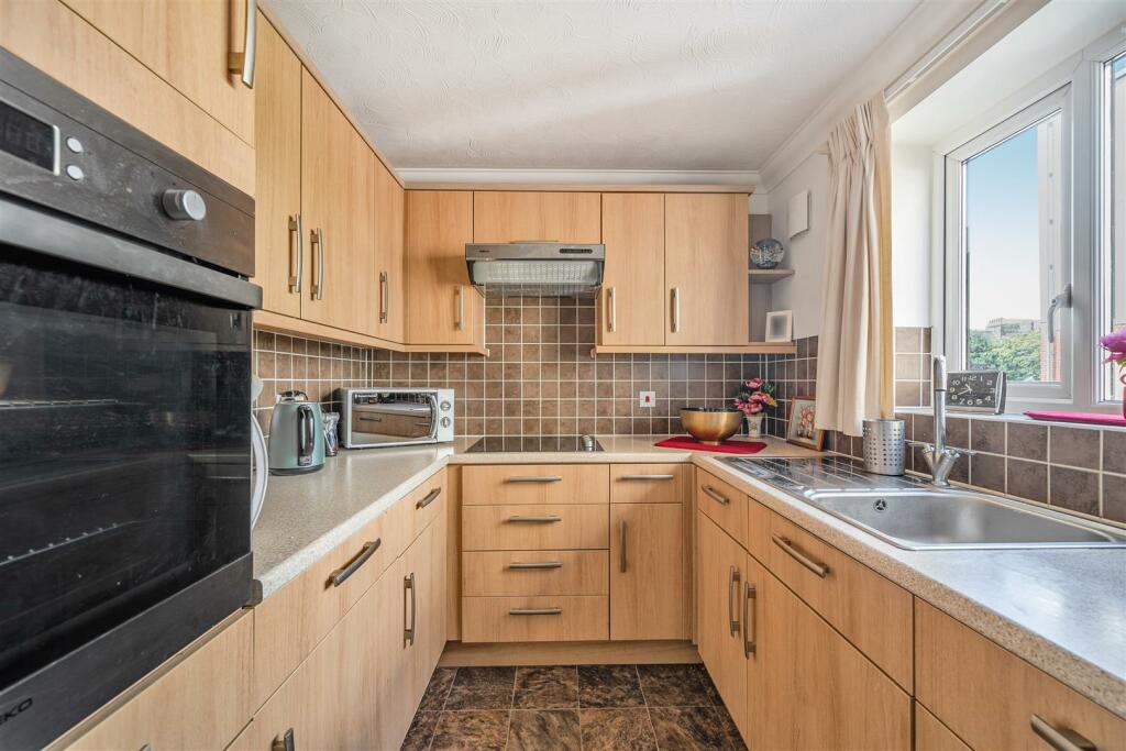 Kitchen.jpg