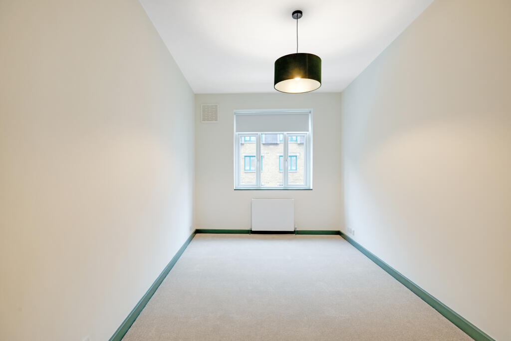 8.BEDROOM.jpg