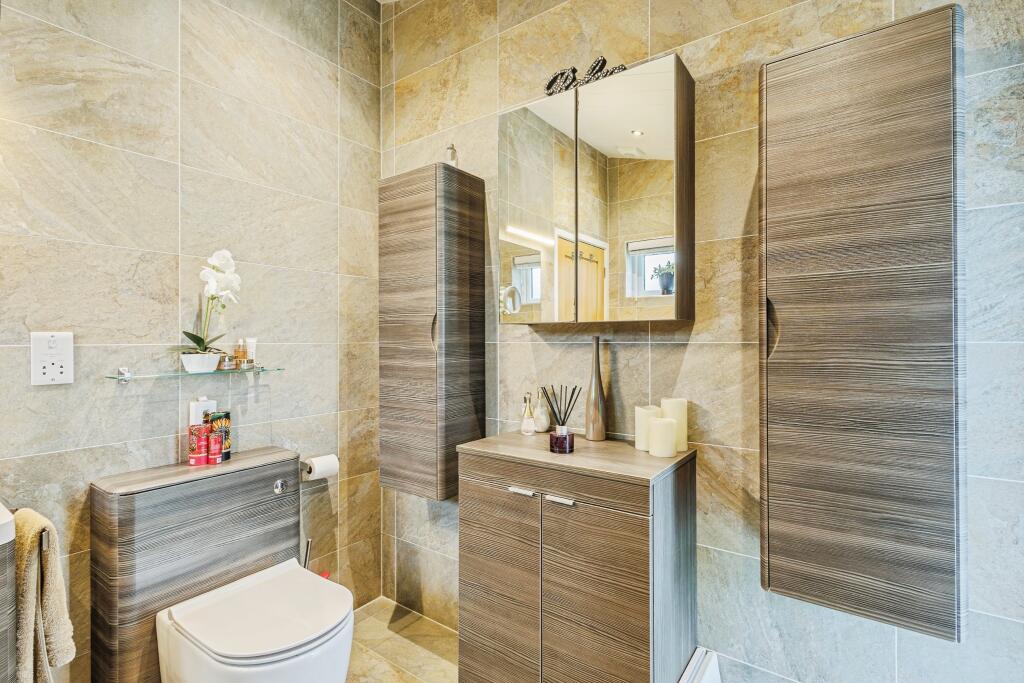 En-suite Shower Room