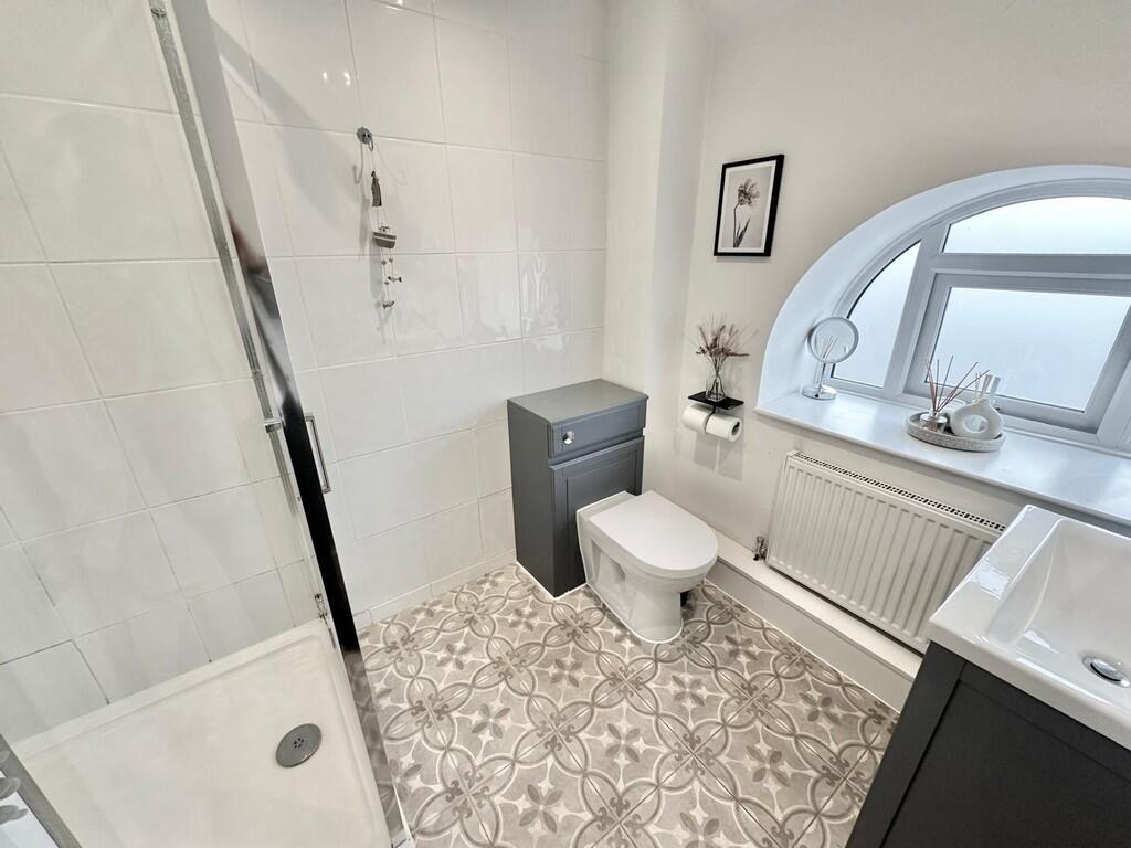 IMG-20250819-WA00...