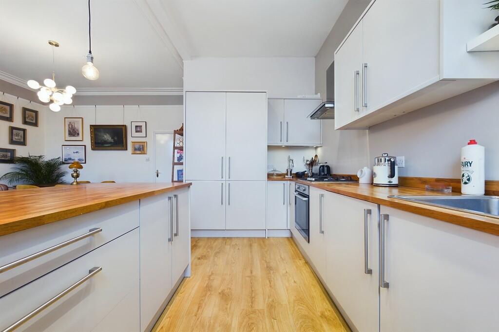 CAM01085G0-PR0510...