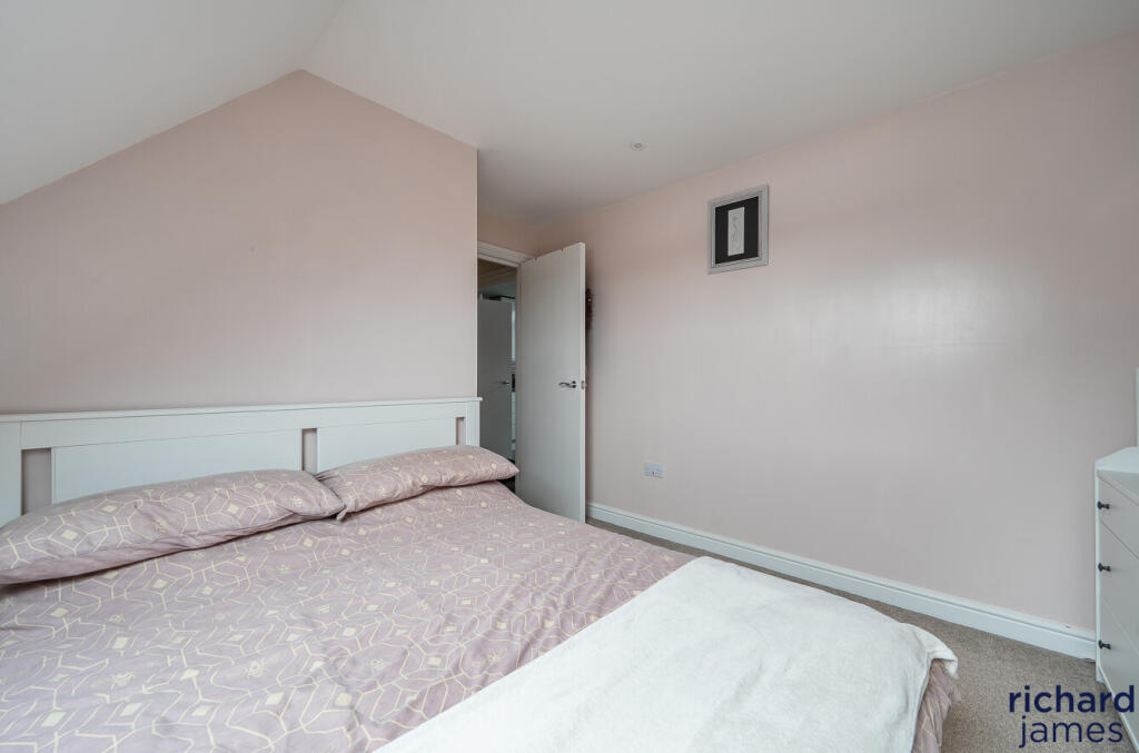 deebba5f23f84c9897d480dde39b3950