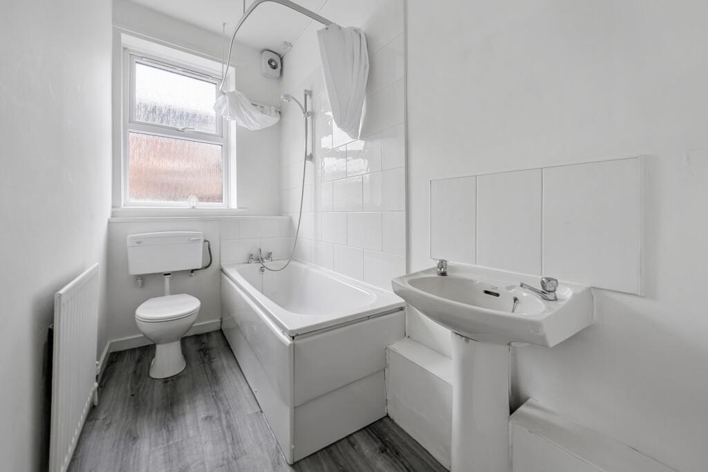 340 Whitehall Road, Gateshead, Tyne and Wear NE8 4PX