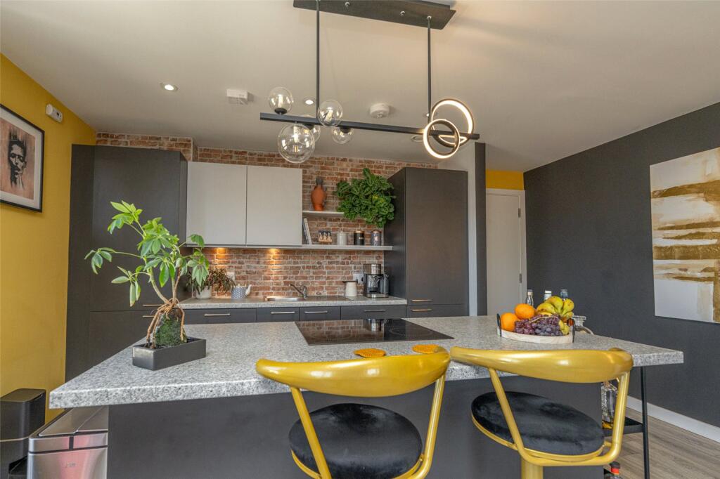 Kitchen Alt