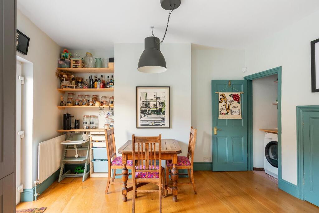 0B6ALH - Kitchen Diner B.jpg