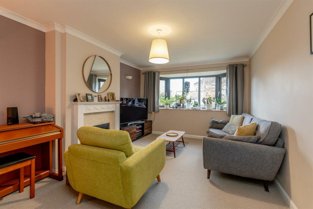 Sates Way, Henleaze Living Room.jpg