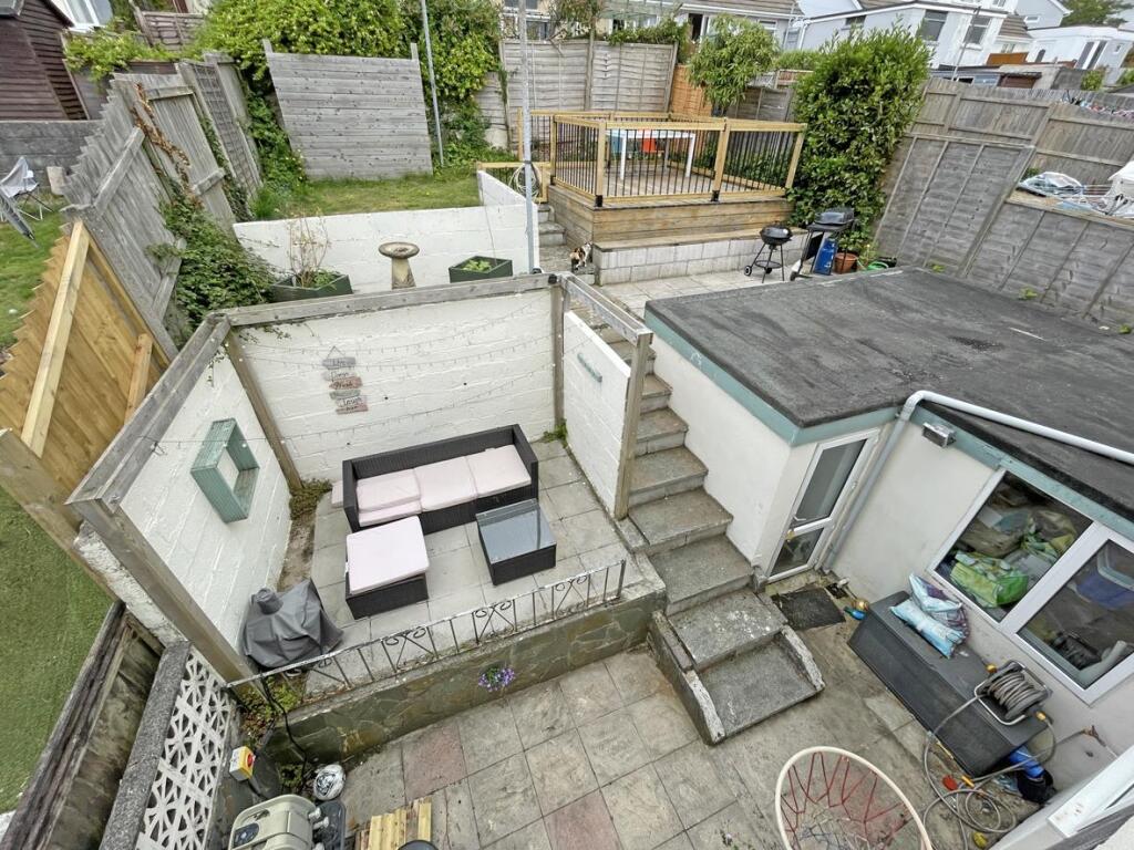 Dudley Gardens 19 NEW Garden Front.jpg