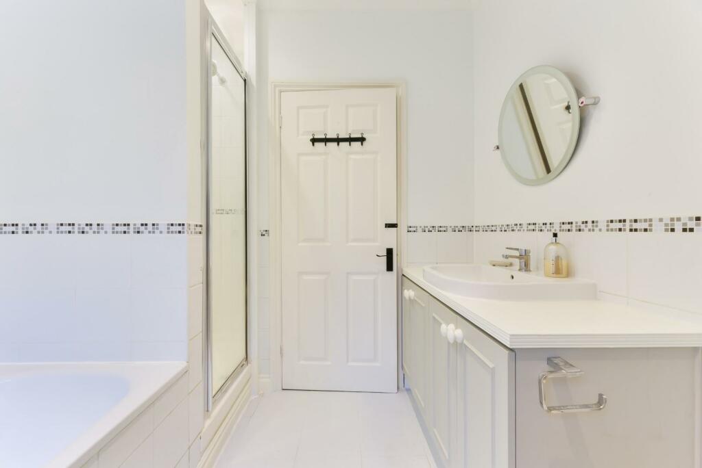 ASHURST ROAD,  (8).jpg