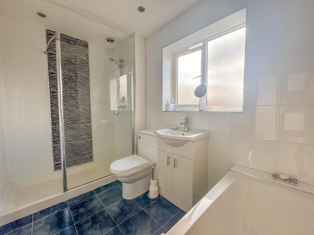 Chichester Close - Image-24.jpg