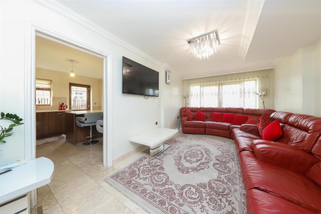 Living area 2