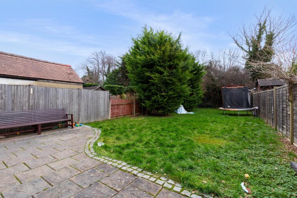 STONELEIGH PARK ROAD 3.jpg