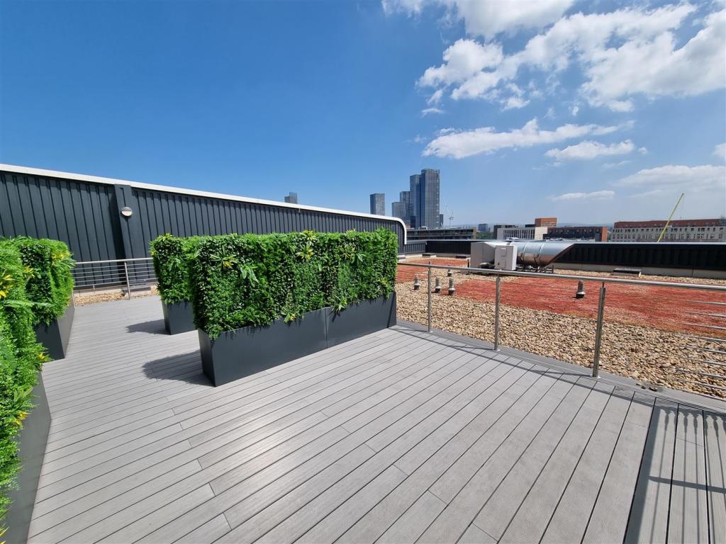 Private Roof Terrace