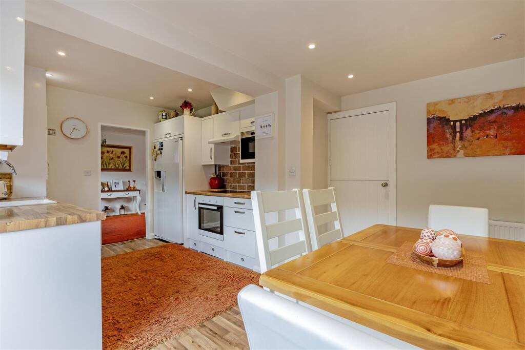 Kitchen-2.jpg