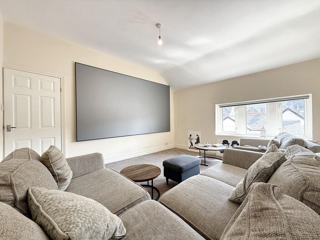 Cinema Room/Bedroom 2