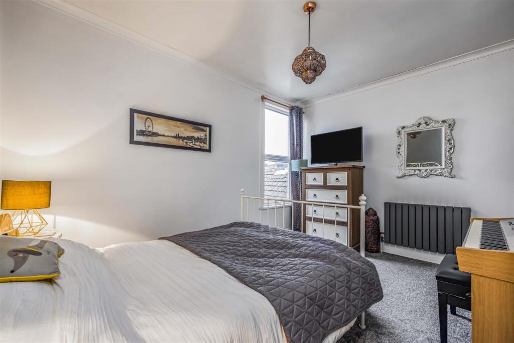 32 Landguard Road, Southsea-PorticoMarketing-SoldB