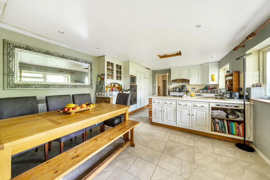 Kitchen/Breakfast