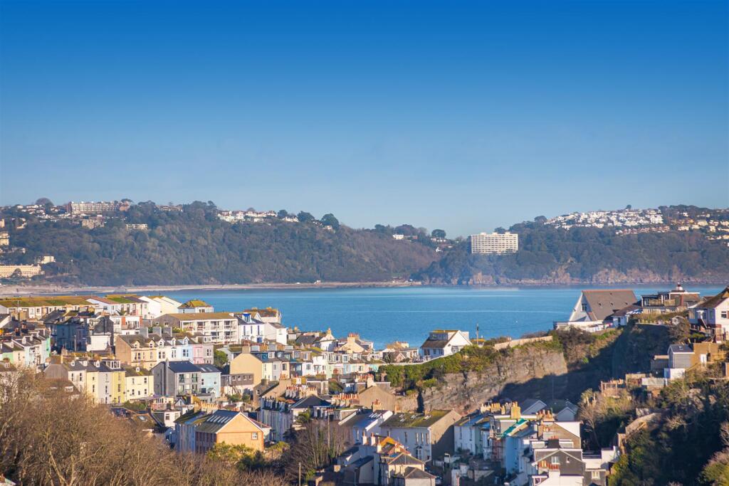 A26 - Beverly Court, Brixham - 230119.jpg