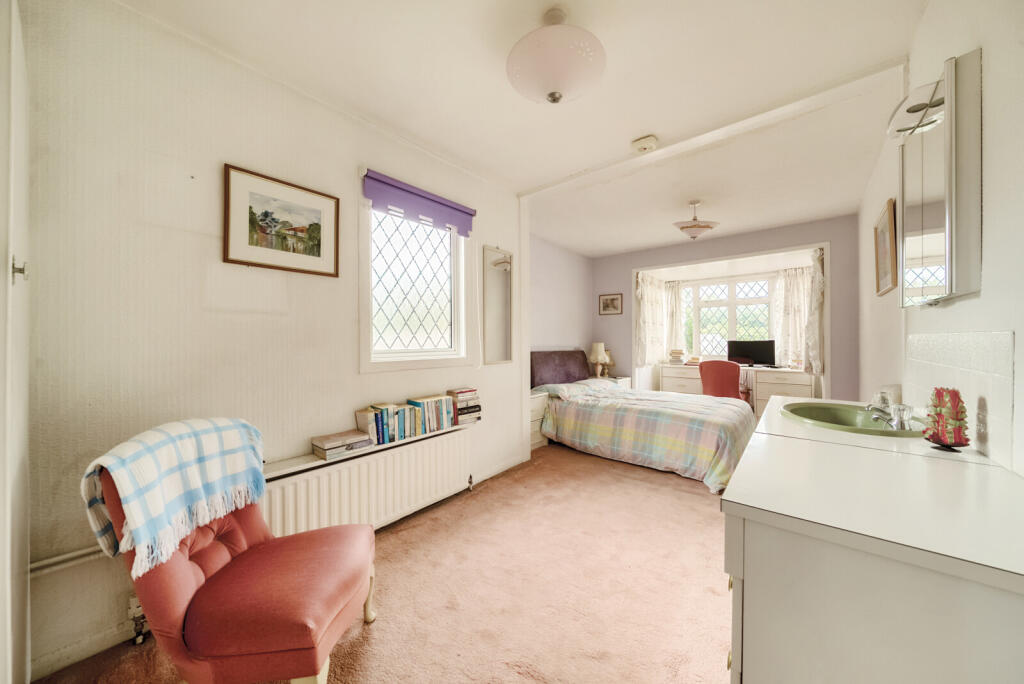 1336074-7-6894e4e...