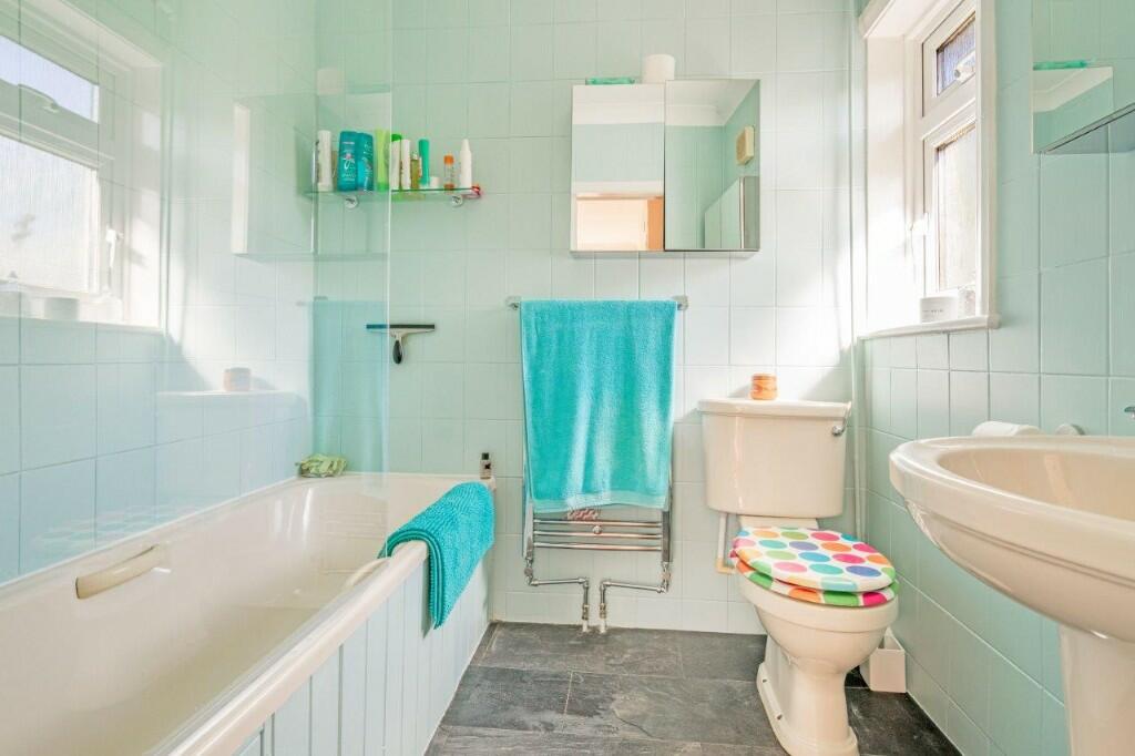 Ensuite