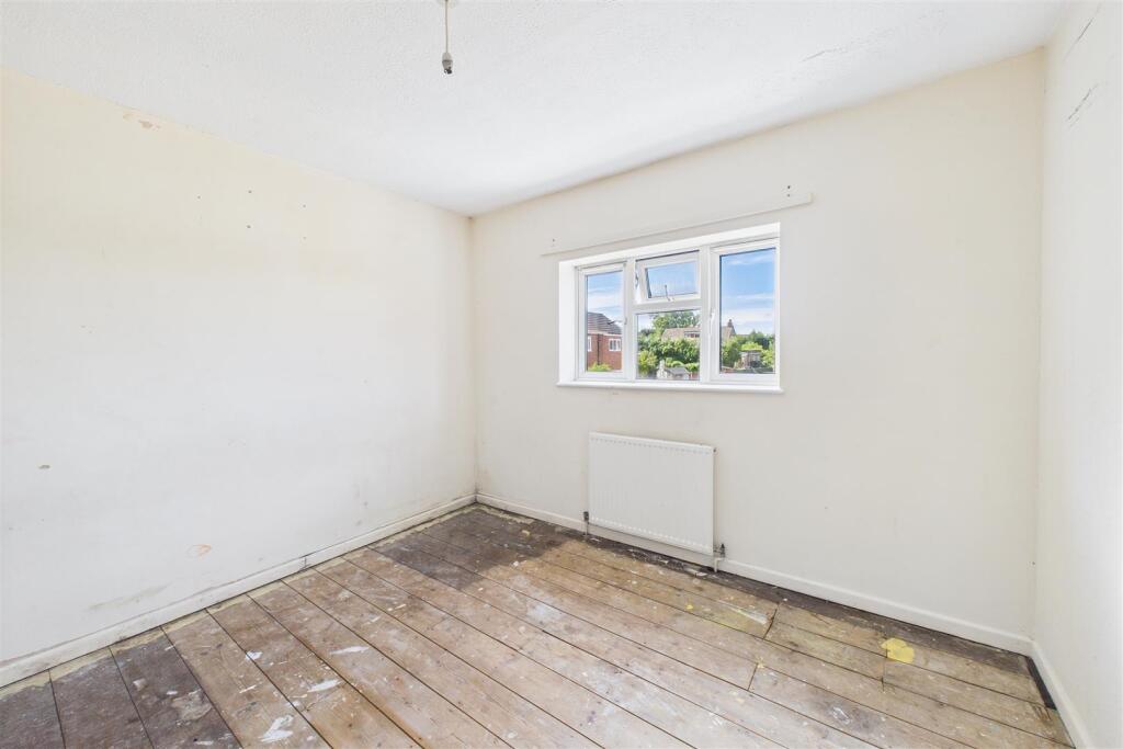 2 - 4 Parsons Avenue, Stoke Gifford, Bristol BS34 