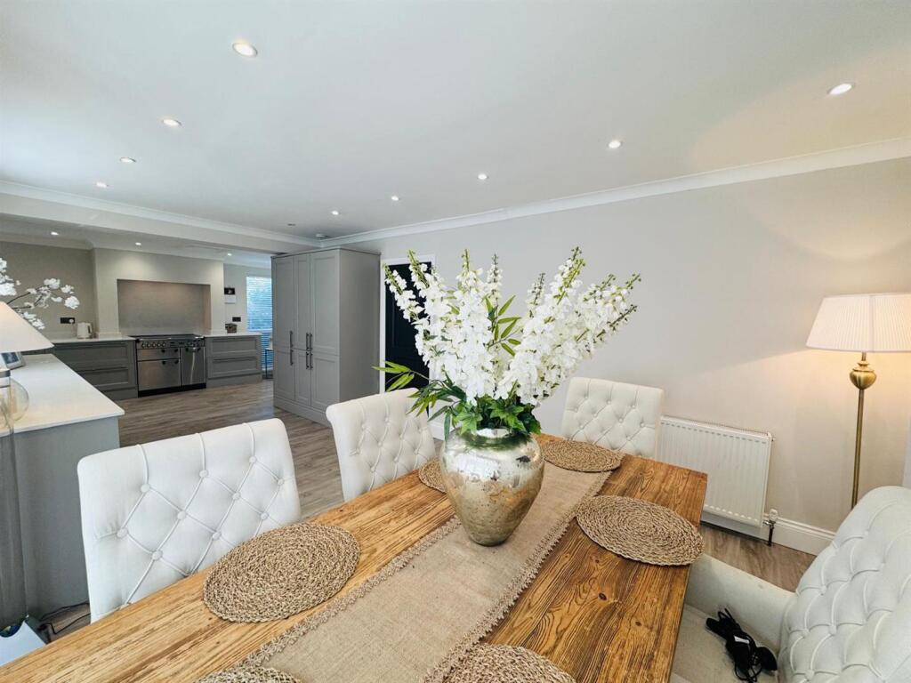 Kitchen Diner Family Room