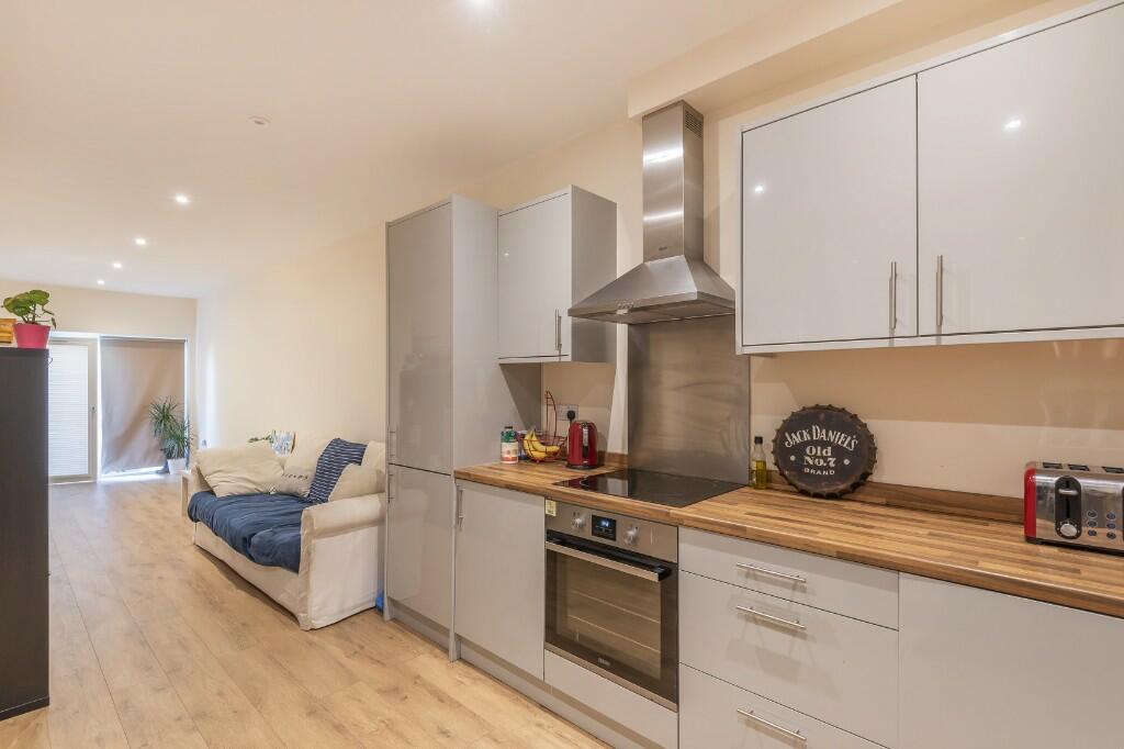 Kitchen/Living room