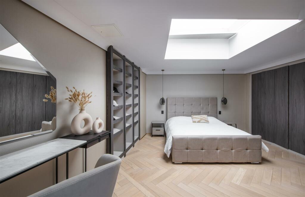 Bed 4.jpg