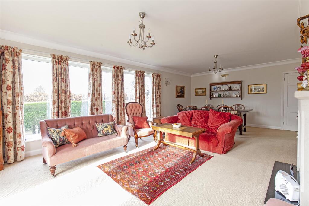 Reception Room-5.jpg